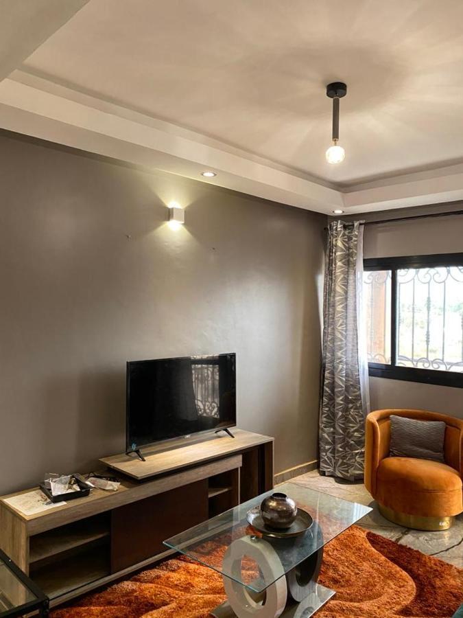 At Home Lisda Yaounde Ngoại thất bức ảnh