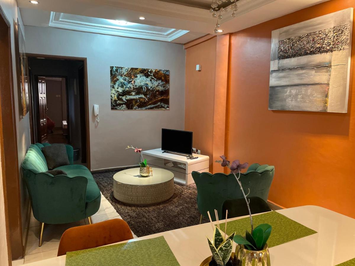 At Home Lisda Yaounde Ngoại thất bức ảnh