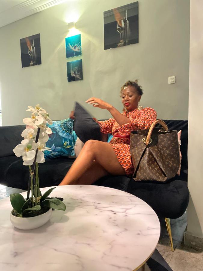 At Home Lisda Yaounde Ngoại thất bức ảnh