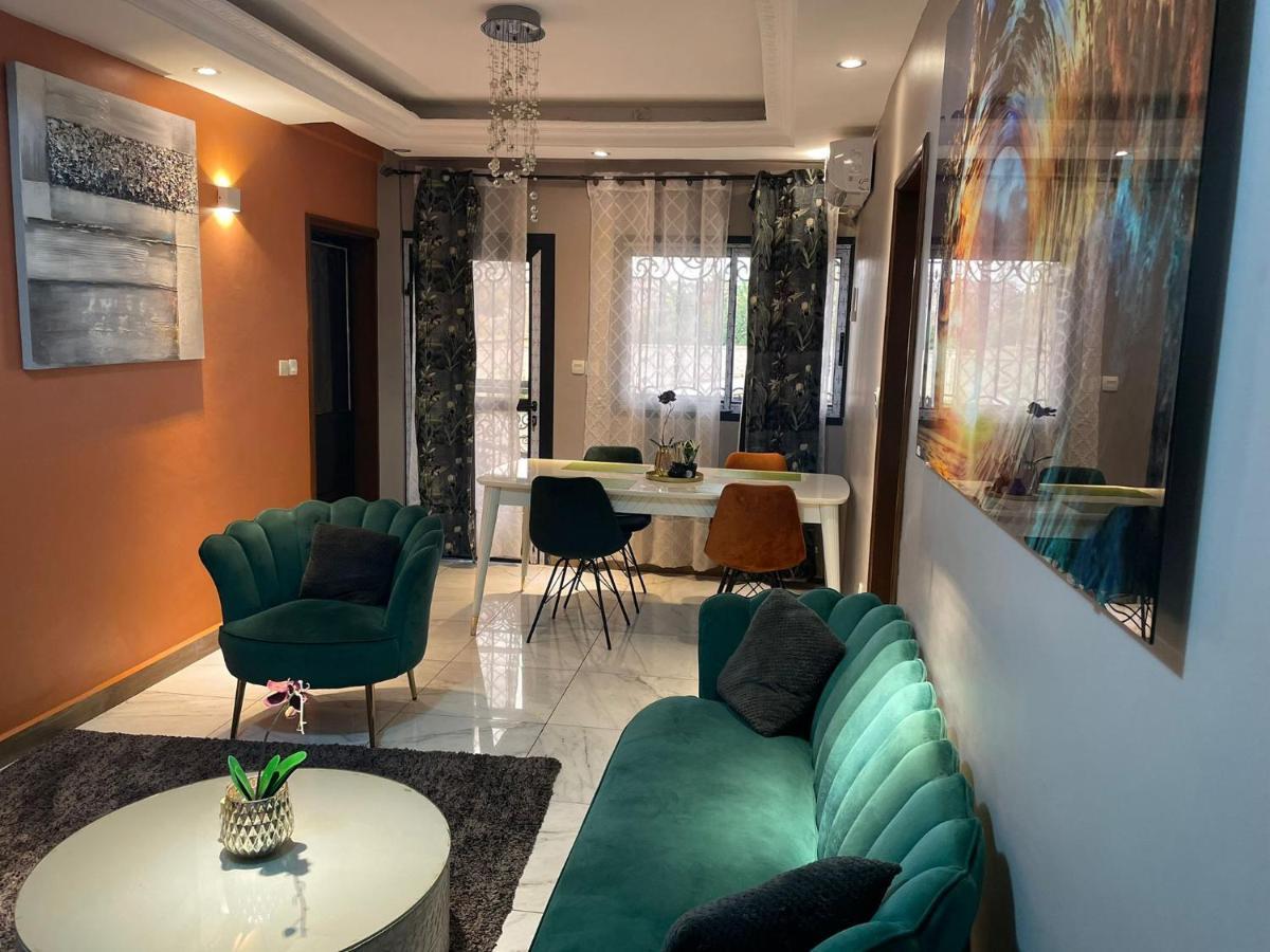 At Home Lisda Yaounde Ngoại thất bức ảnh