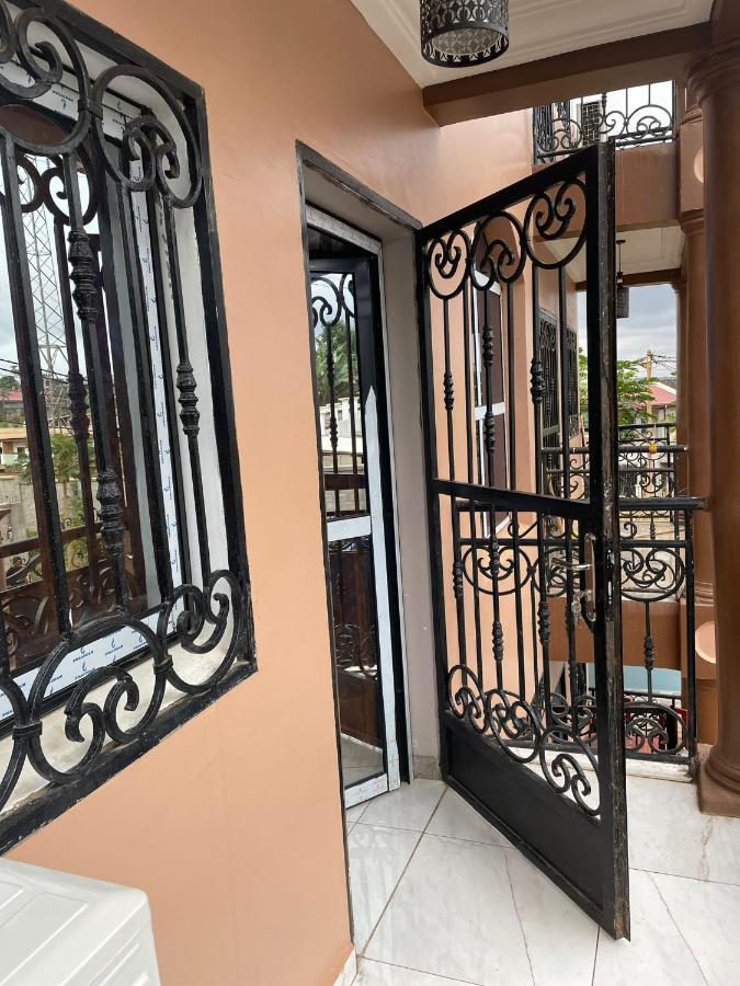 At Home Lisda Yaounde Ngoại thất bức ảnh